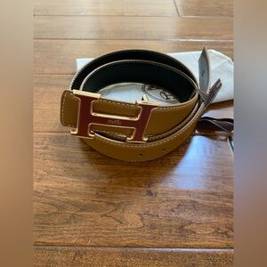 Hermès 38 mm H logo belt buckle with reversible leather Togo calfskin belt (120)